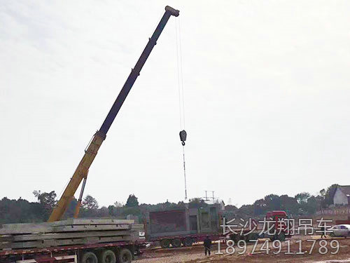 70噸汽車吊-(3)
