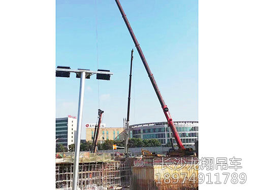 100噸汽車吊-(2)