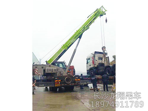 70噸汽車吊-(2)